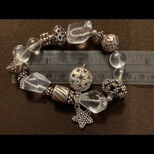 Clear glass and silver bead stretch bracelet